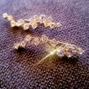 NWOT Baublebar Farah Ear Crawlers